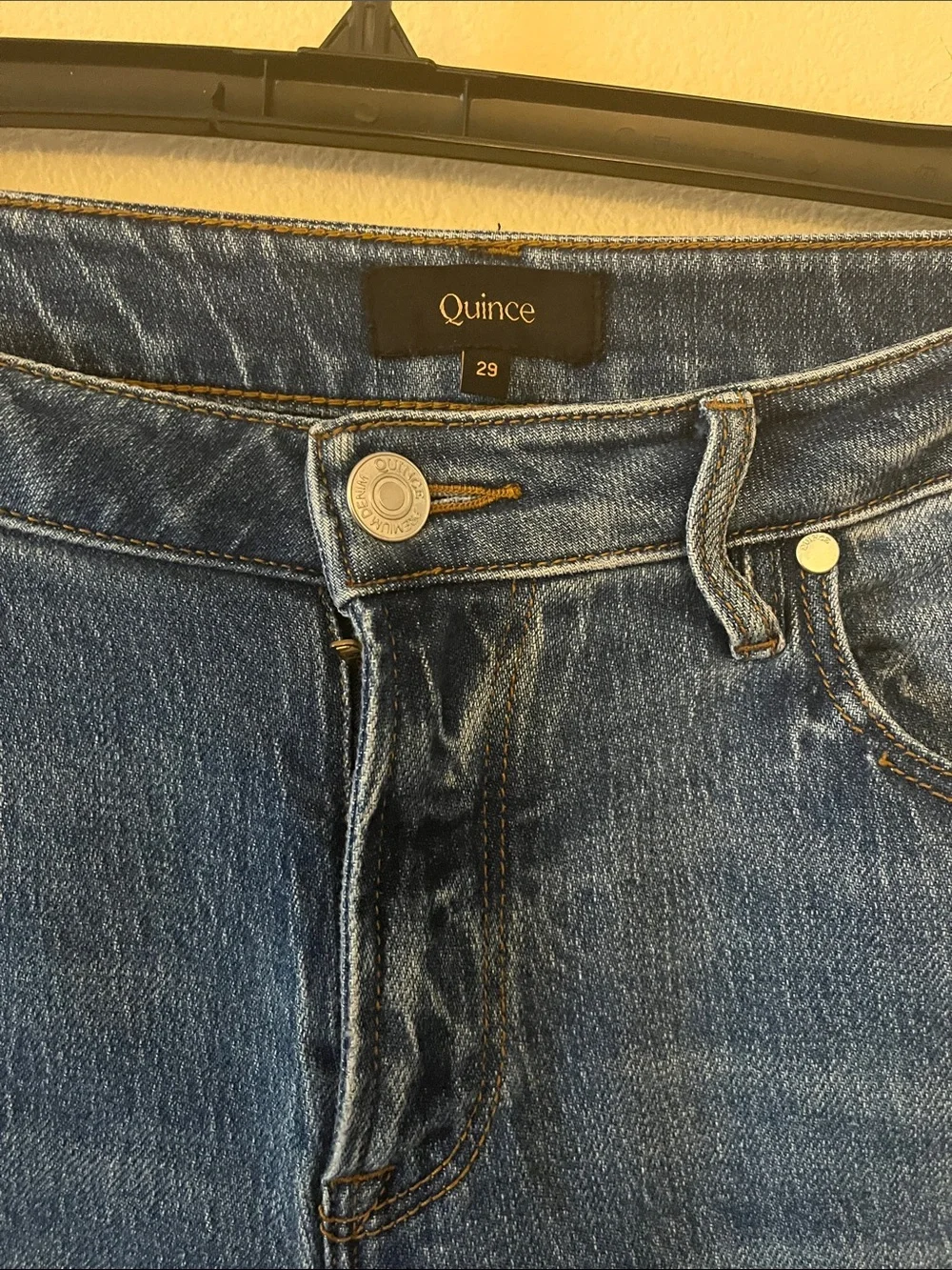 Quince comfort stretch Mid-Rise Slim Boy Friend Jeans medium wash size 29 - Picture 3 of 5